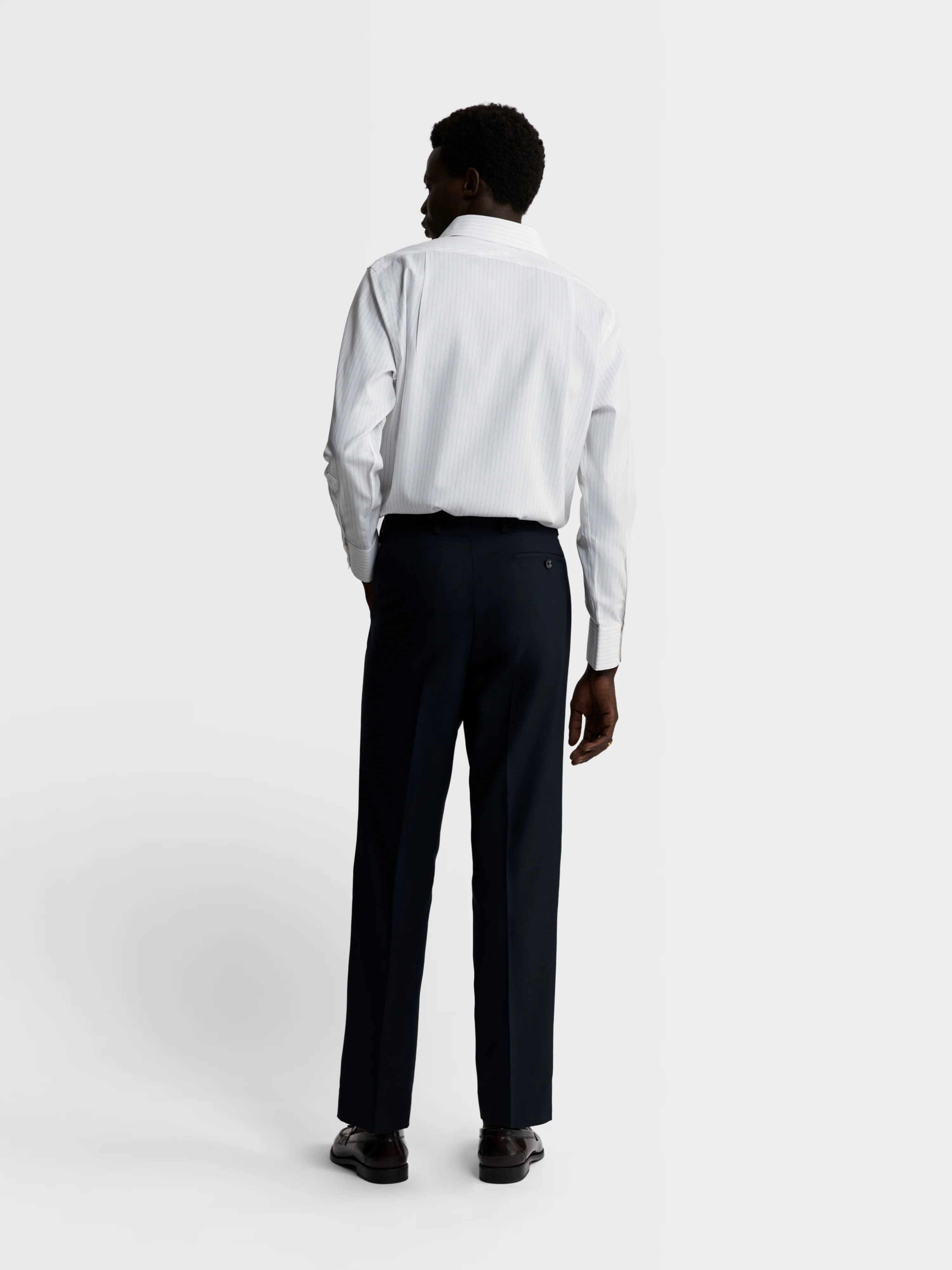 The Non-Iron Herringbone Shirt - Image 5