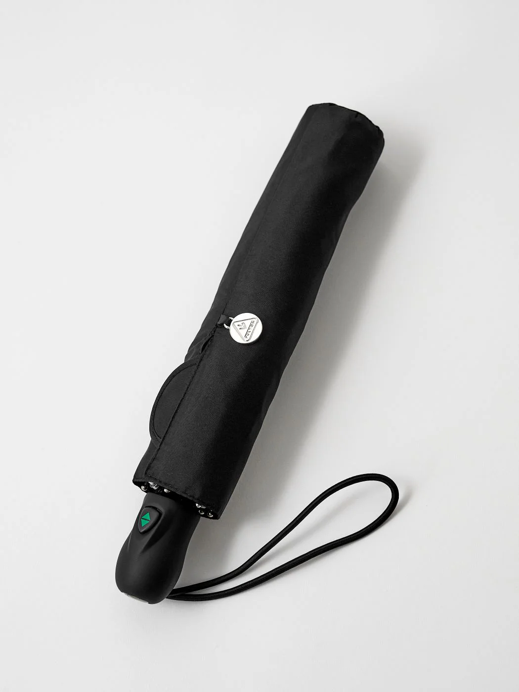 Open and Close Superslim Black Umbrella - Image 2