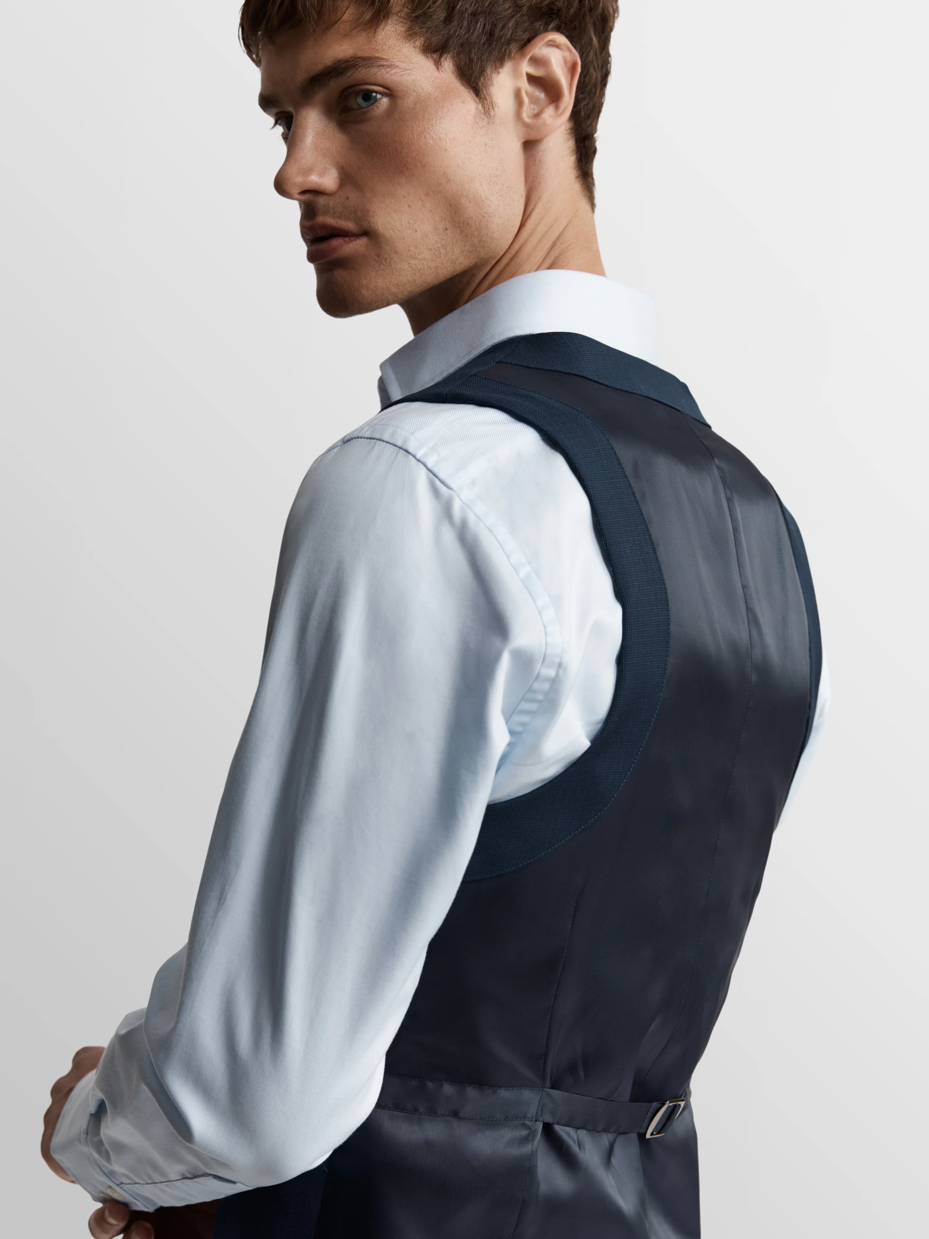 The Owens Slim Waistcoat - Image 3