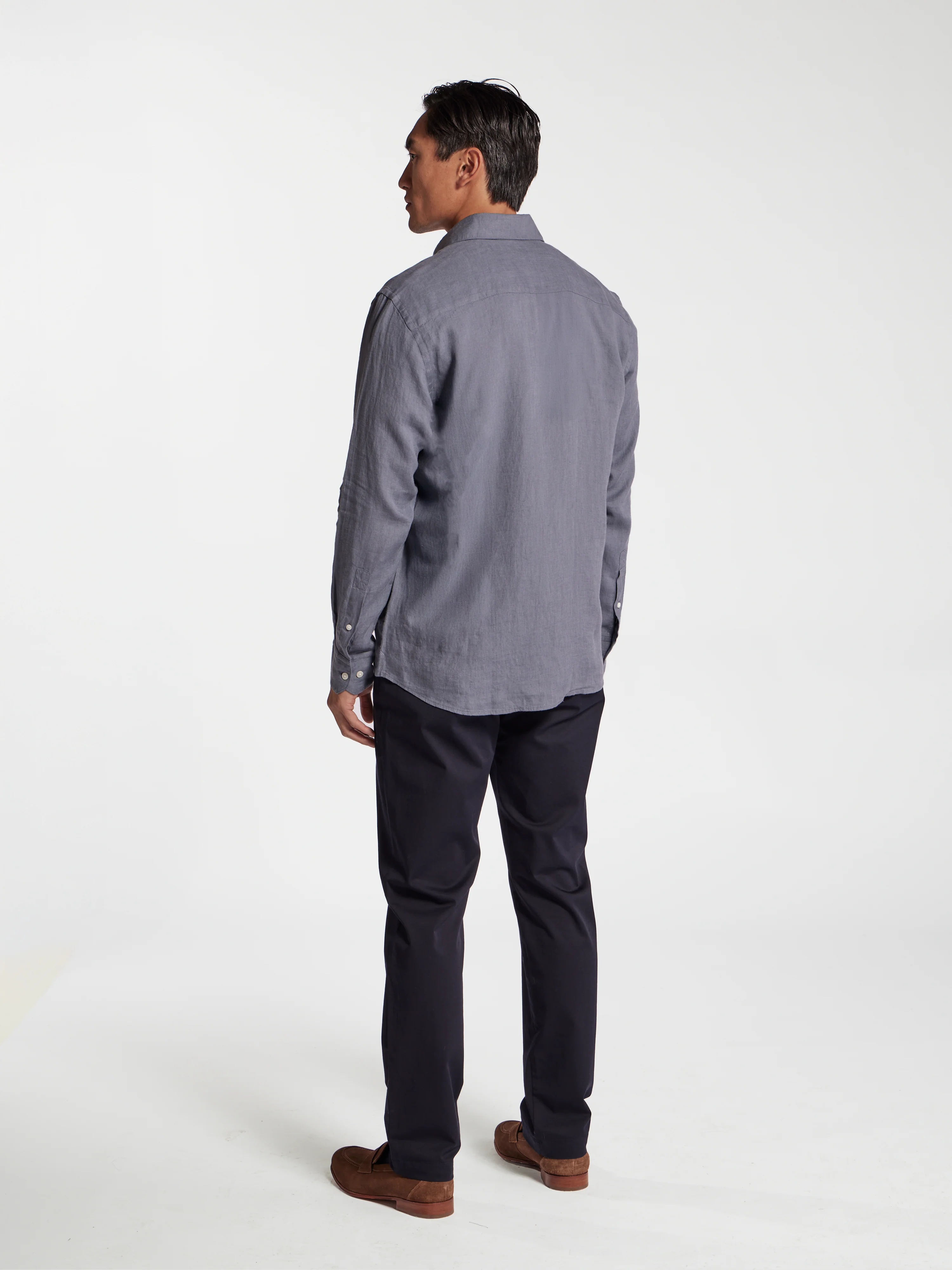 The Relaxed Linen Shirt - Image 5