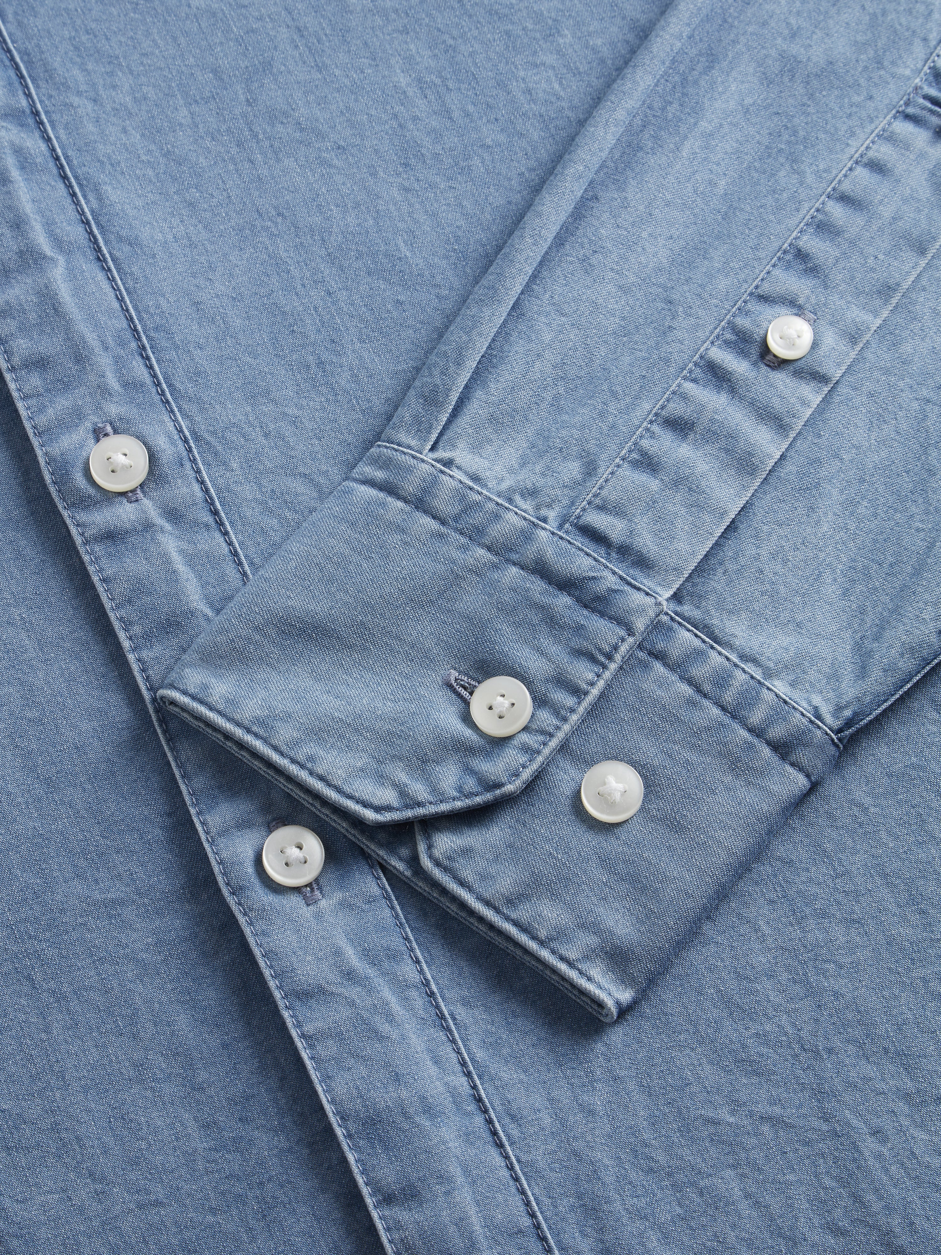 The Chambray Shirt - Image 4