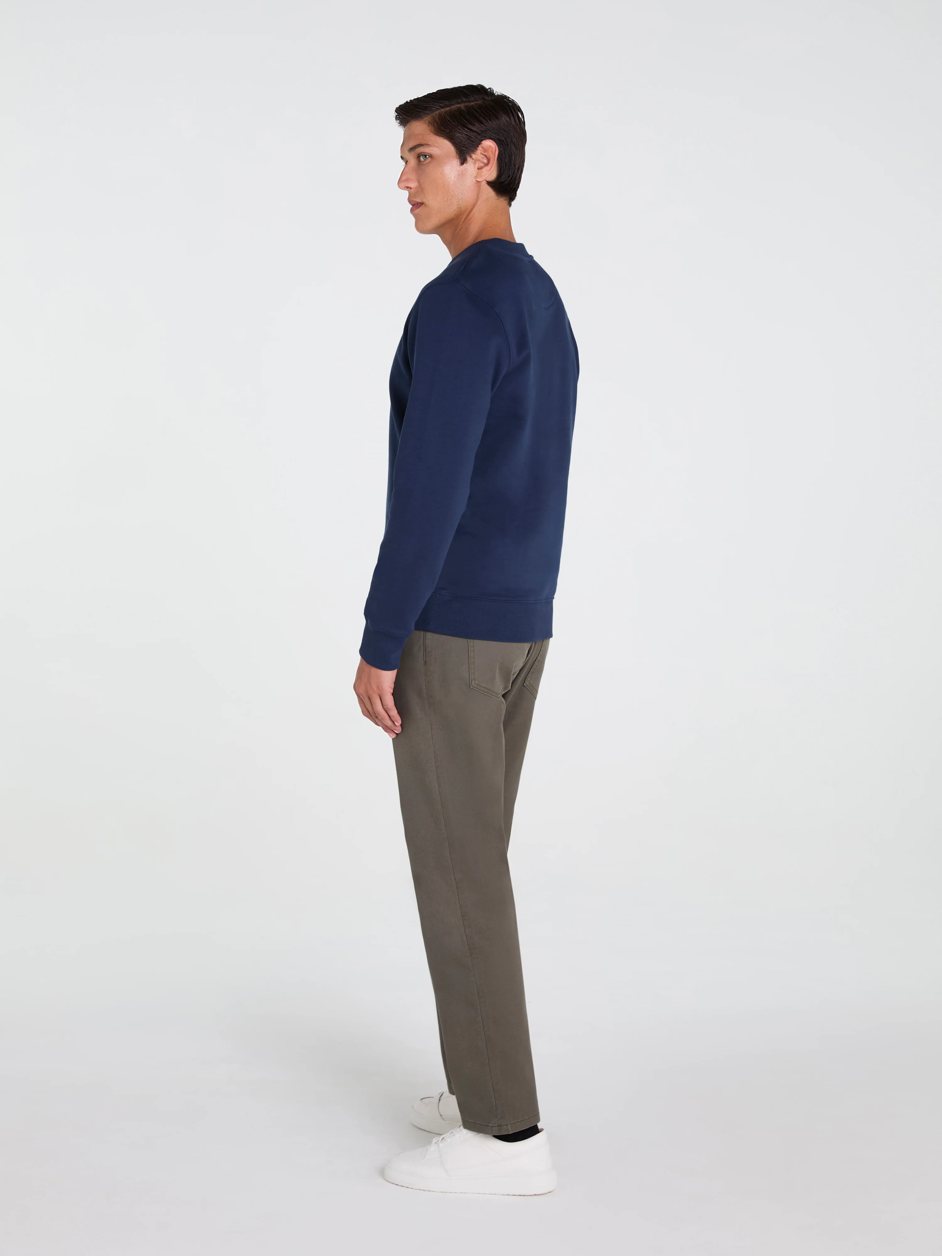 The Classic Sweatshirt - Image 4