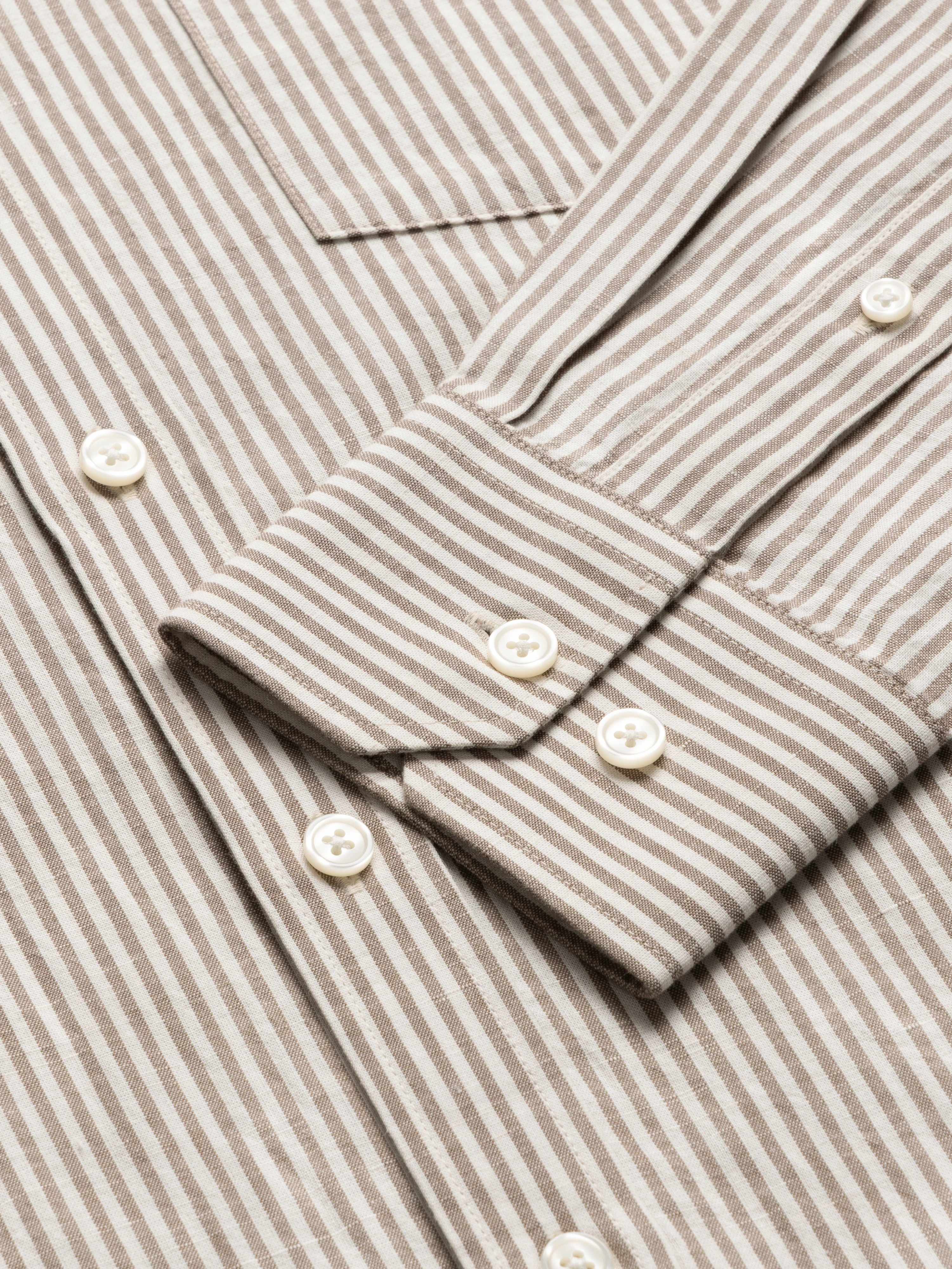 The Linen Mix Shirt - Image 3